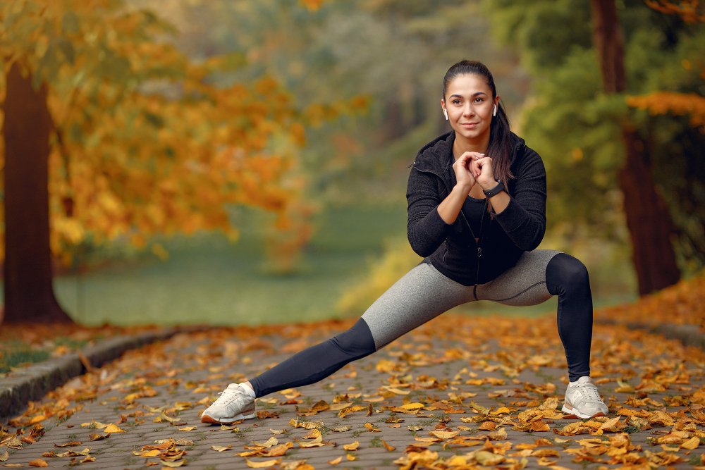 femme sportive qui s'étire